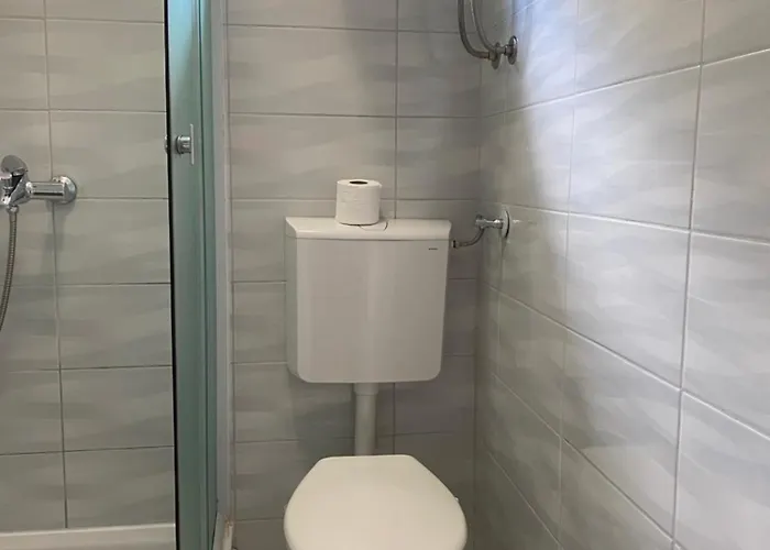 Konukevi Sekki Krk Town